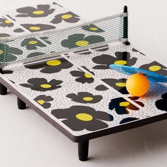 NWT Tabletop Ping Pong Game! - Picture 2 of 6